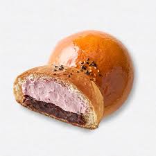 HONGDODANG Strawberry cream red bean bread 딸기 생크림 단팥빵 140g